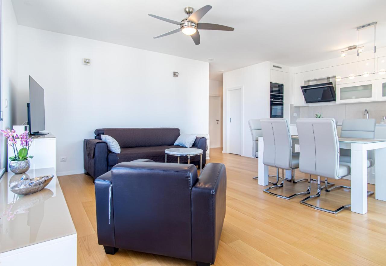 Euphoria Luxury Apartment Split Exterior photo